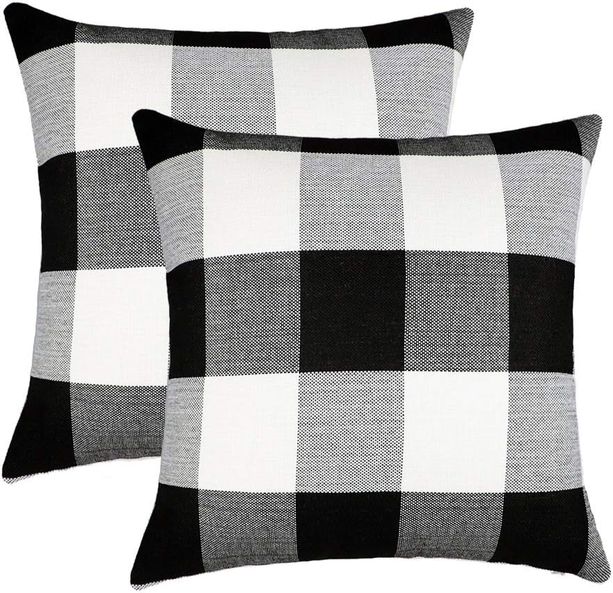  Plaid Throw Pillow