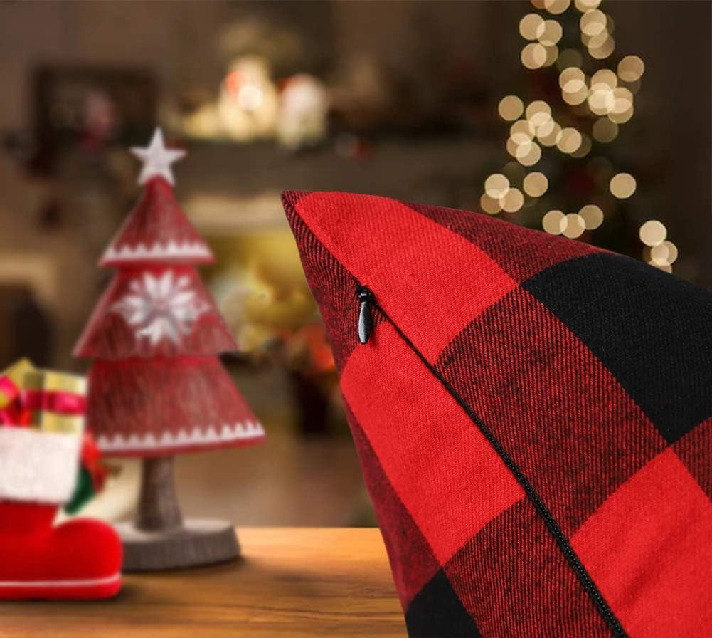  Plaid Throw Pillow